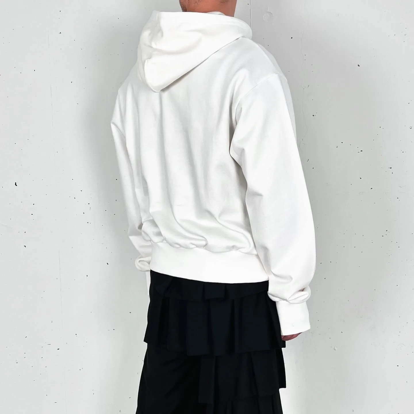 【30%OFF】TAAKK / FLOWER PRINT HOODIE (WHITE)