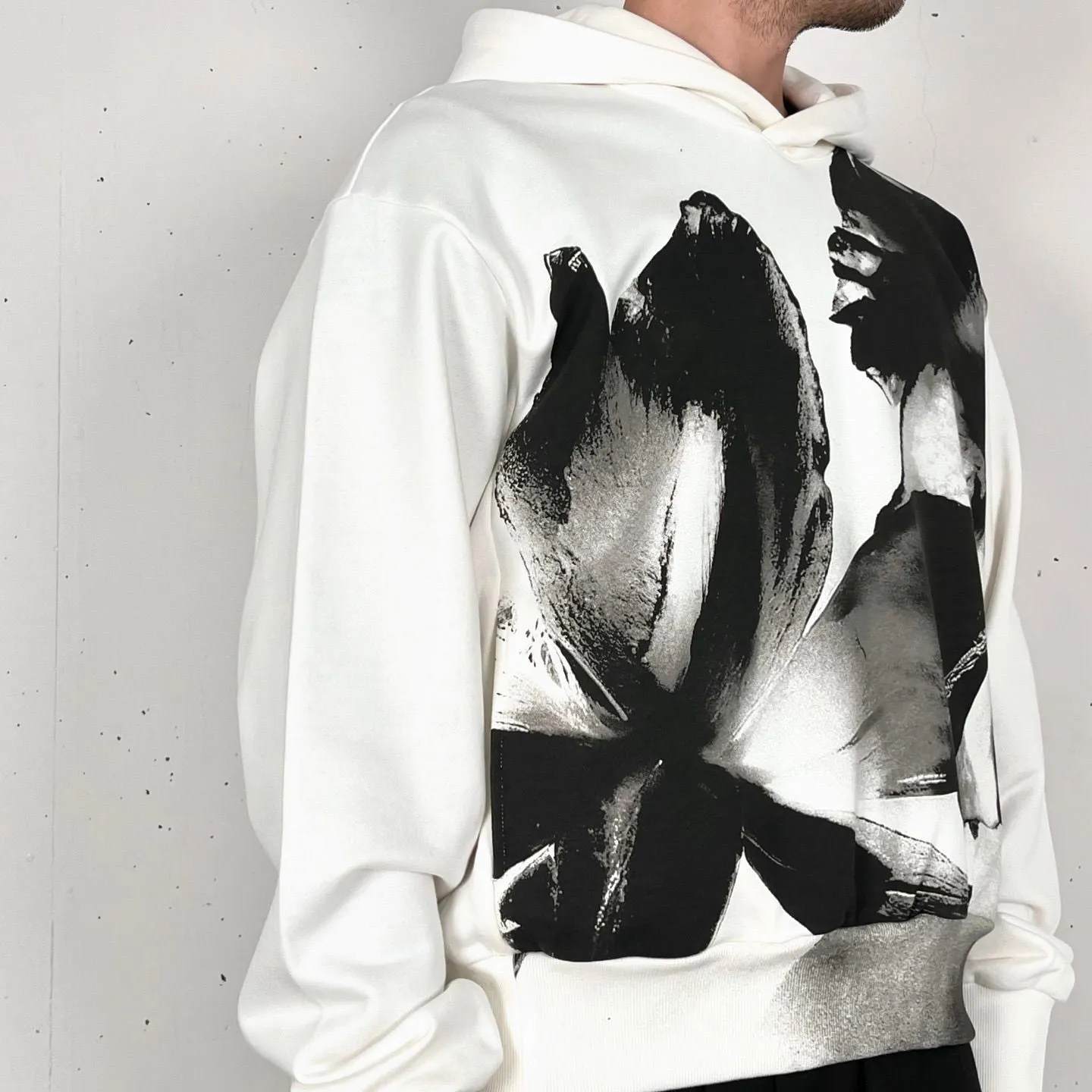 【30%OFF】TAAKK / FLOWER PRINT HOODIE (WHITE)