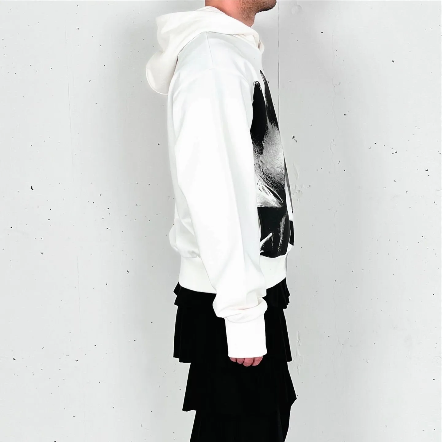 【30%OFF】TAAKK / FLOWER PRINT HOODIE (WHITE)