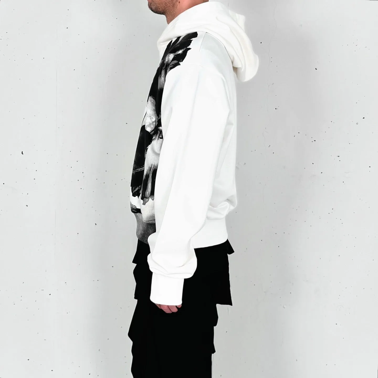 【30%OFF】TAAKK / FLOWER PRINT HOODIE (WHITE)