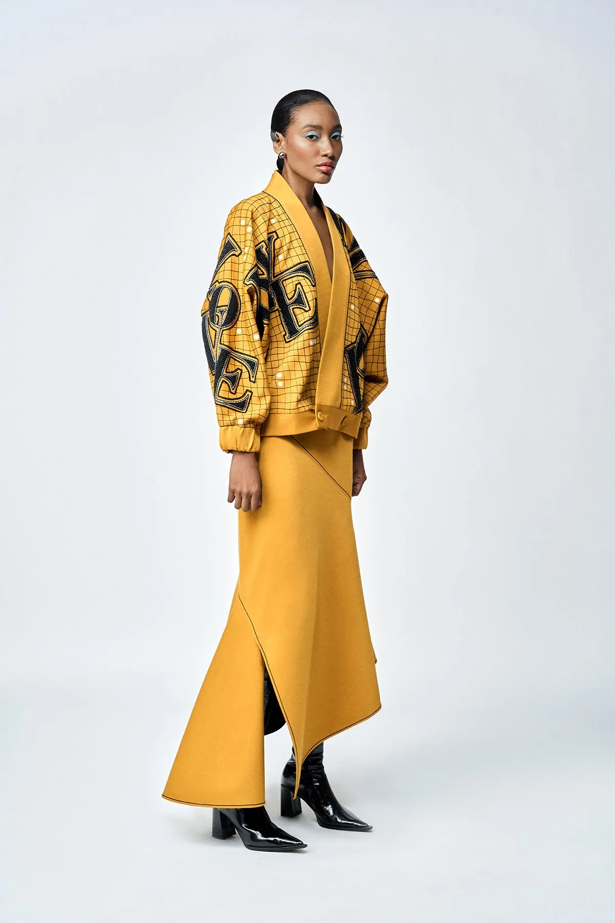 LOVE CHECKS KIMONO WITH ASYMETRIC SKIRT