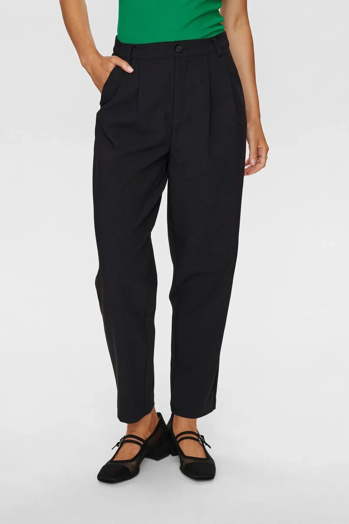 Numph Nukatie Trousers in Caviar