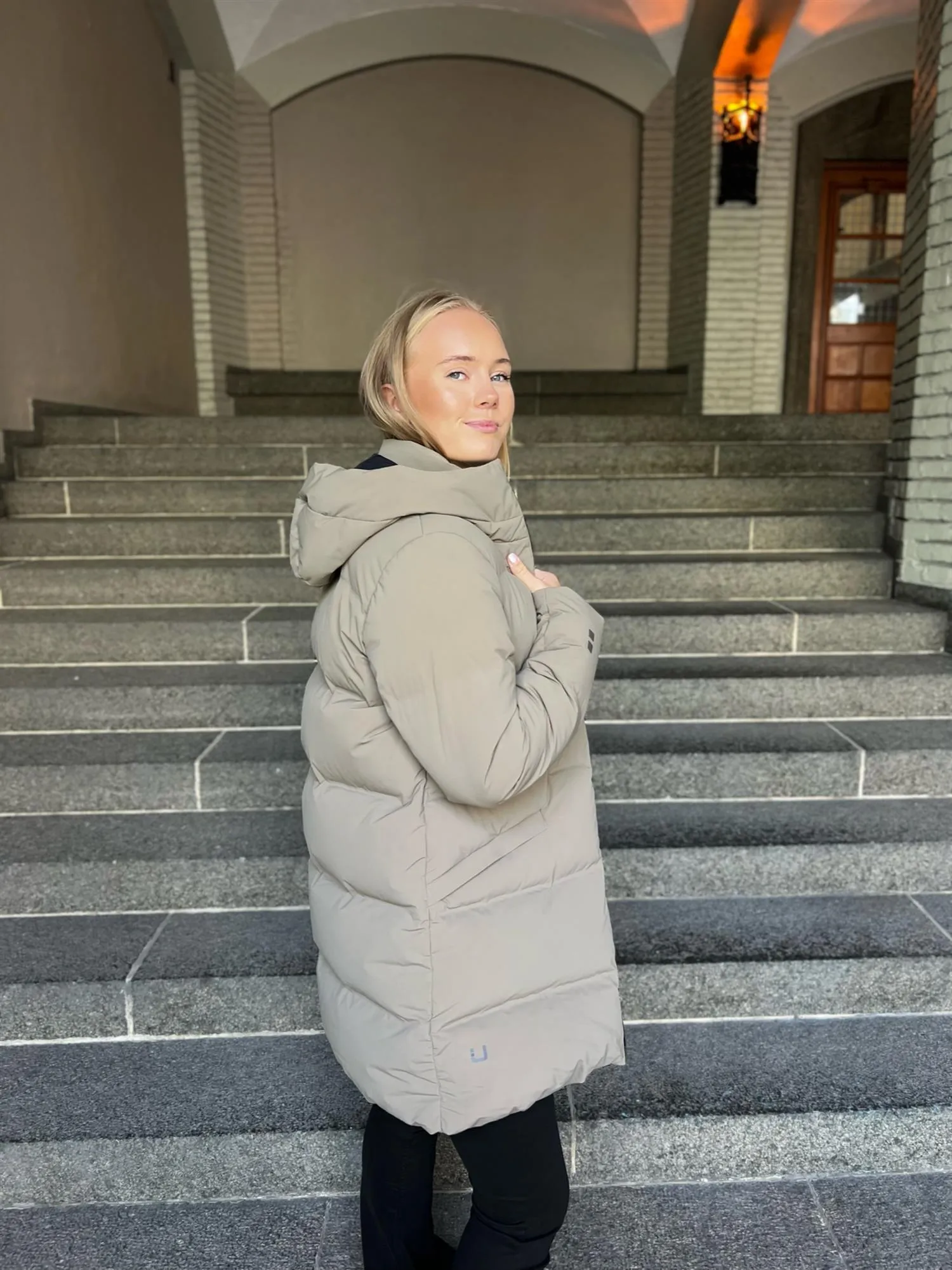 W Thundra Parka